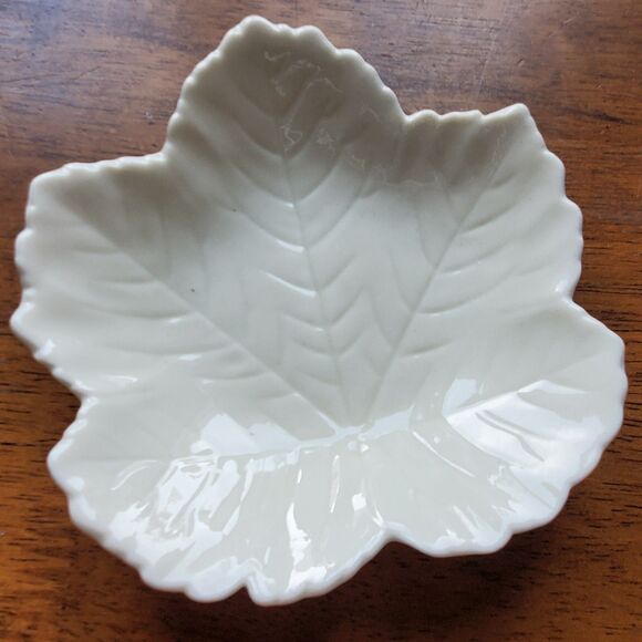 Vintage Belleek Ireland Sycamore Leaf Dish Luster Finish, 4.5" - Picture 2 of 4